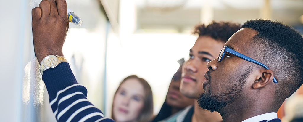 Students work together to figure out their future career paths