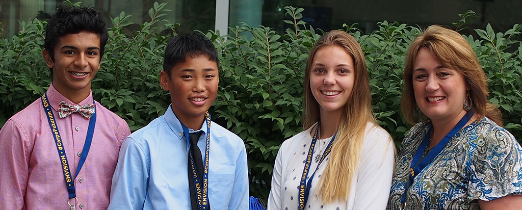 Teacher Lara Holt and her students at NYLF Medicine 2018